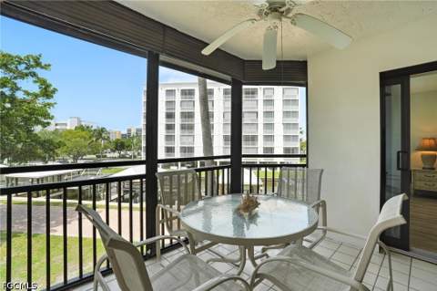 4265 Bay Beach Ln 226, Fort Myers Beach FL - photo 22 of 31