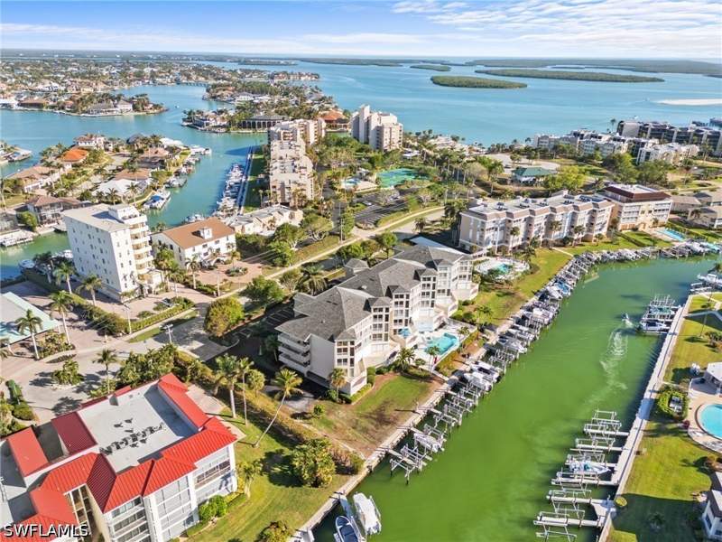 3 bedroom Condominium at 870 Collier Ct 406, Boat Club Of Marco Island, Marco Island — photo 2