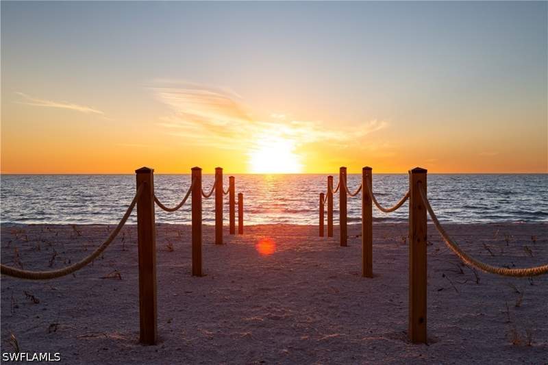 5 bedroom SingleFamilyResidence at 101 Jumento Cay Ln, Barefoot Beach, Bonita Springs — photo 5