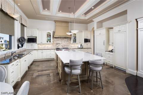 101 Jumento Cay Ln, Bonita Springs FL - photo 8 of 44