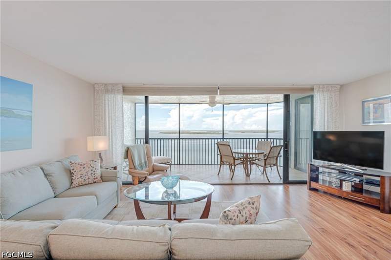 2 bedroom Condominium at 17080 Harbour Point Dr 916, Sanibel Harbour Tower Condo, Fort Myers — photo 4