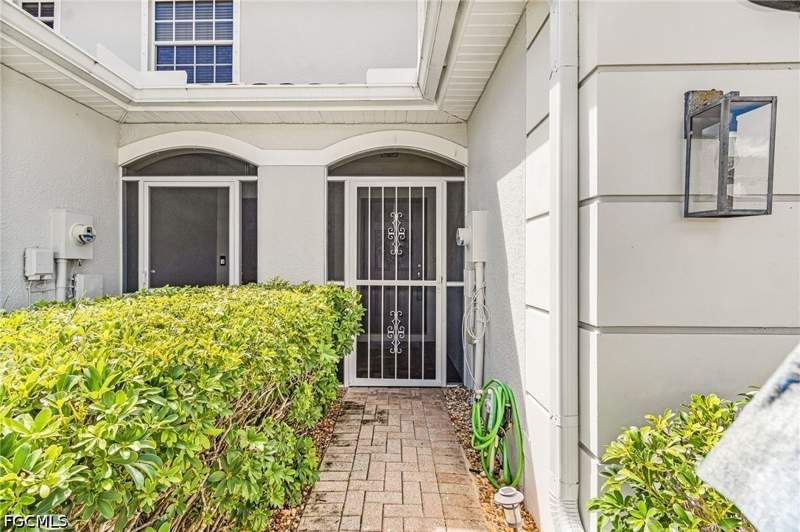 2 bedroom Townhouse at 8614 Athena Ct, Olympia Pointe, Lehigh Acres — photo 4