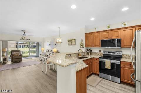8614 Athena Ct, Lehigh Acres FL - photo 8 of 34