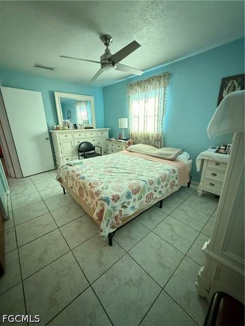 1379 Golf Dr, Fort Myers FL - photo 7 of 9