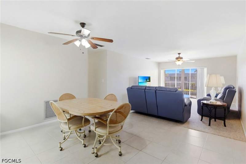 2 bedroom Condominium at 1006 SE 46th St 2C, Gulf Manor Condo, Cape Coral — photo 4