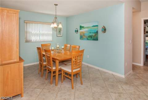 3437 Clubview Dr, North Fort Myers FL - photo 18 of 41
