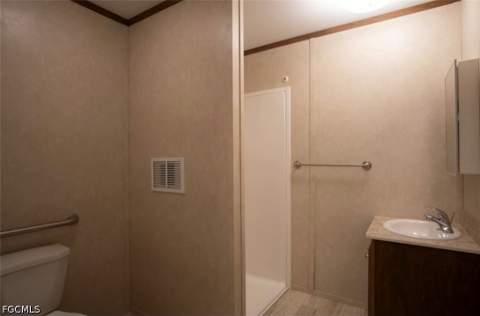 7905 Bogart Dr, North Fort Myers FL - photo 6 of 10