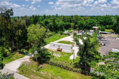 7905 Bogart Dr, North Fort Myers FL - photo 7 of 10