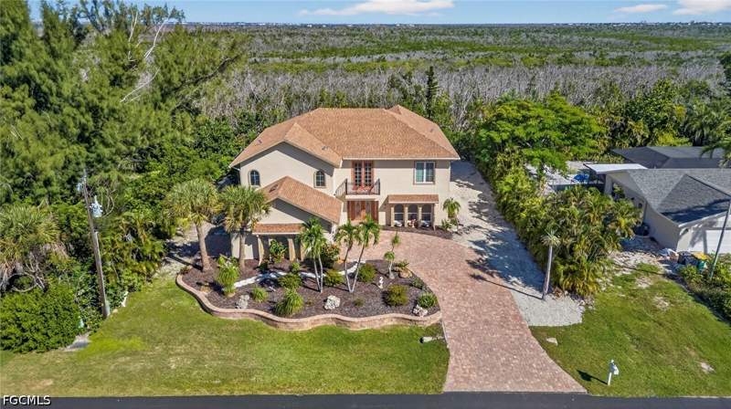3 bedroom SingleFamilyResidence at 1747 Serenity Ln, Gumbo Limbo, Sanibel — photo 2