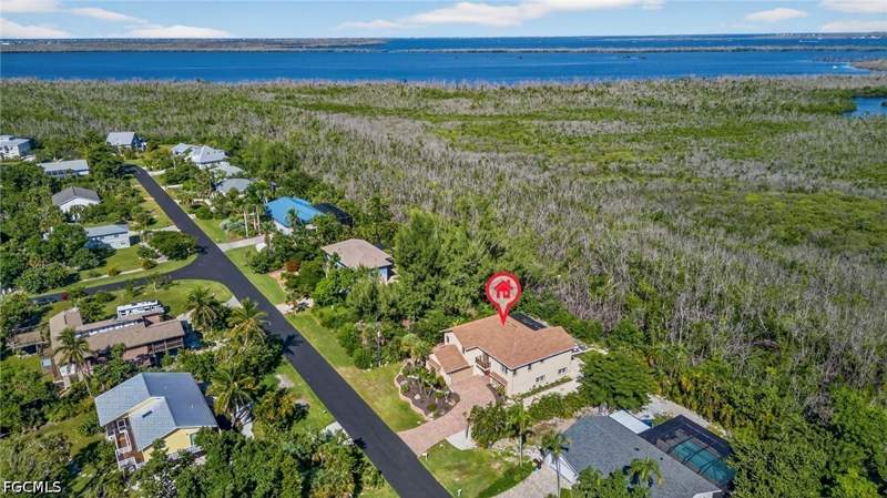 3 bedroom SingleFamilyResidence at 1747 Serenity Ln, Gumbo Limbo, Sanibel — photo 3