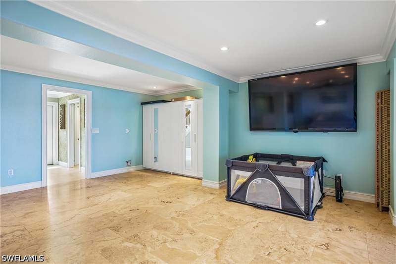 3 bedroom SingleFamilyResidence at 3001 50th St SW, Golden Gate City, Naples — photo 4