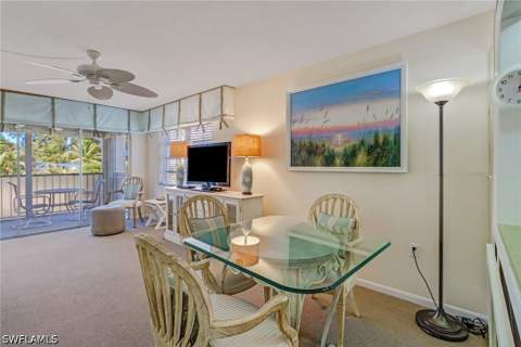 5 High Point Cir W 211, Naples FL - photo 10 of 44