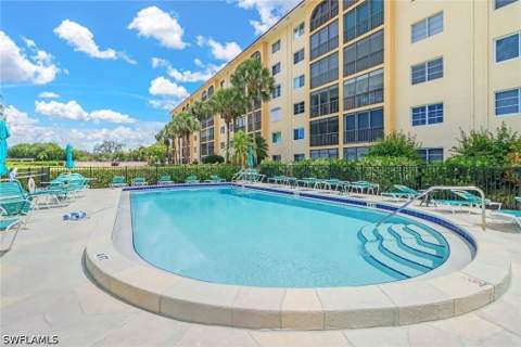 5 High Point Cir W 211, Naples FL - photo 22 of 44