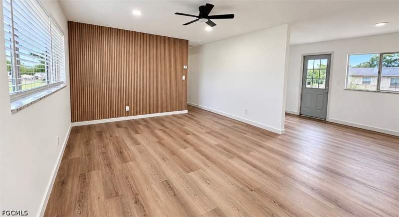 4 bedroom SingleFamilyResidence at 3971 Manassas Ct, Fort Myers, Fort Myers — photo 2