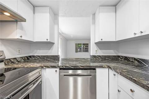 4426 Santa Barbara Blvd 101, Cape Coral FL - photo 10 of 28