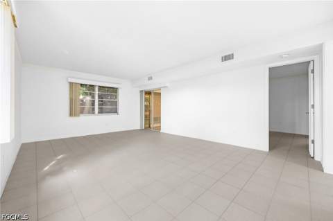 4426 Santa Barbara Blvd 101, Cape Coral FL - photo 14 of 28