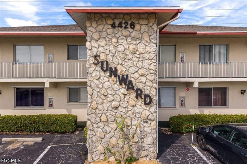2 bedroom Condominium at 4426 Santa Barbara Blvd 101, Sunward Condo, Cape Coral — photo 2