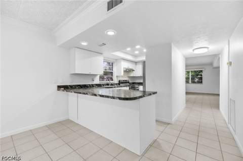 4426 Santa Barbara Blvd 101, Cape Coral FL - photo 8 of 28