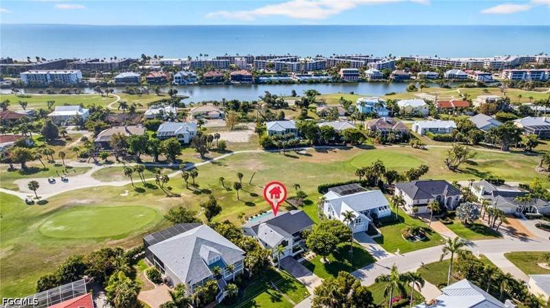 3 bedroom SingleFamilyResidence at 1304 Par View Dr, Beachview Country Club Estates, Sanibel — photo 2