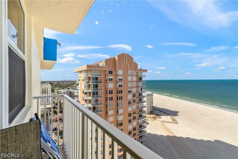 1 bedroom Condominium at 7360 Estero Blvd Ph5, Estero Beach And Tennis Club, Fort Myers Beach — photo 3