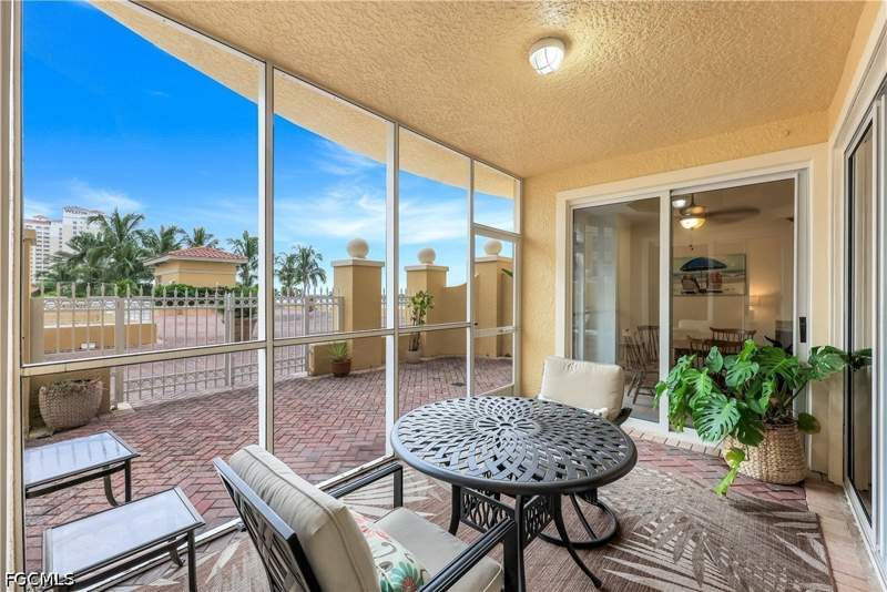 3 bedroom Condominium at 6081 Silver King Blvd 103, Tarpon Landings, Cape Coral — photo 4