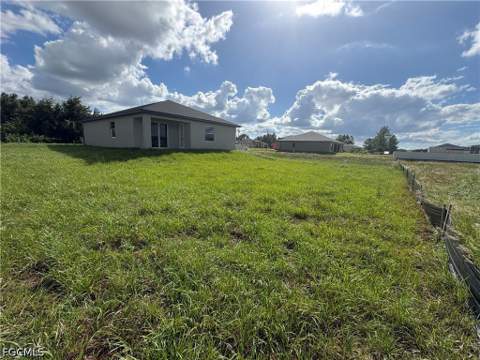 2804 25th St SW, Lehigh Acres FL - photo 12 of 15