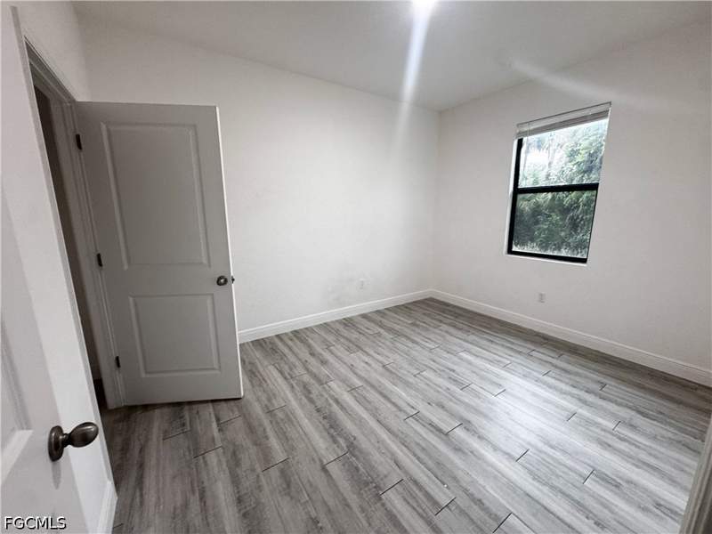 3 bedroom SingleFamilyResidence at 3117 Memphis Ln, Labelle, Labelle — photo 5