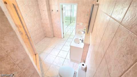 5529 Hardee St, Naples FL - photo 9 of 17