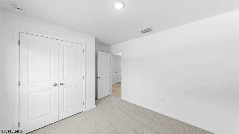 3 bedroom SingleFamilyResidence at 313 NE 24th Ter, Cape Coral, Cape Coral — photo 4