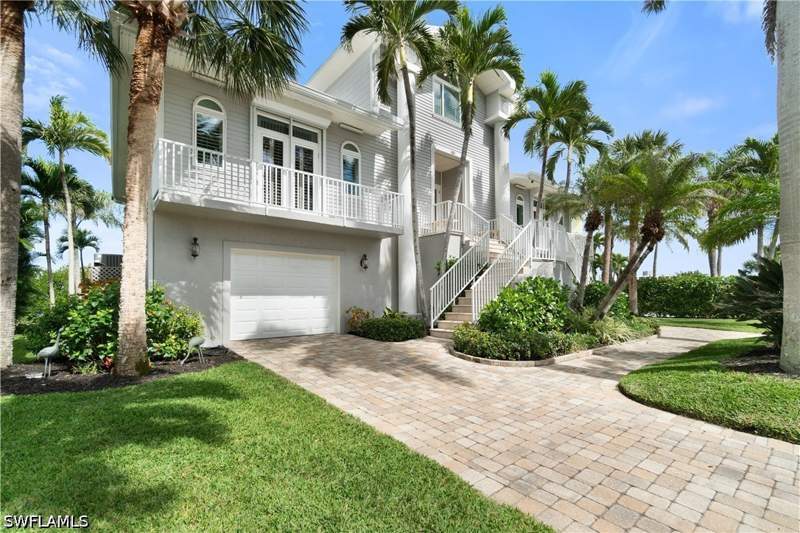 4 bedroom SingleFamilyResidence at 197 San Mateo Dr, Southport On The Bay, Bonita Springs — photo 4