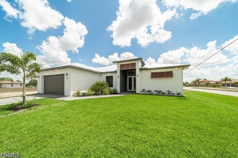 4 bedroom SingleFamilyResidence at 1227 NW 40th Pl, Cape Coral, Cape Coral — photo 2