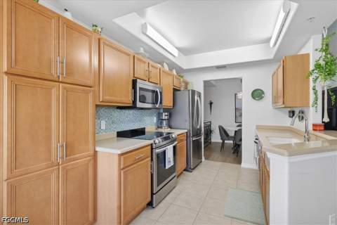 10332 Whispering Palms Dr 1806, Fort Myers FL - photo 6 of 24