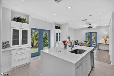 817/825 Julia St, Fort Myers FL - photo 17 of 64