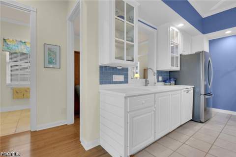 5843 Charlton Way, Naples FL - photo 21 of 56
