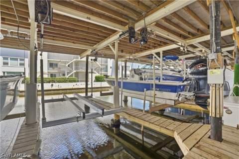 1100 8th Ave S 204A, Naples FL - photo 23 of 28