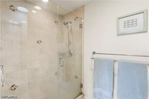 1050 6th St S 1050, Naples FL - photo 24 of 34