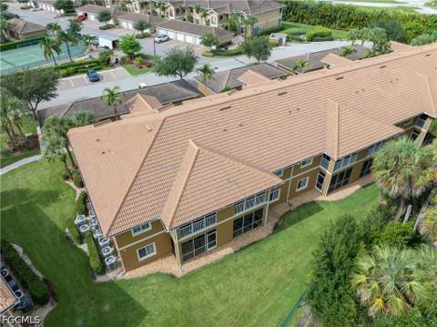 1113 Winding Pines Cir 108, Cape Coral FL - photo 8 of 42