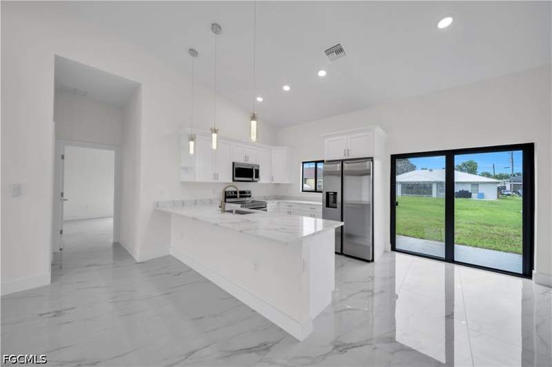 3 bedroom SingleFamilyResidence at 3416 23rd St SW, Lehigh Acres, Lehigh Acres — photo 5