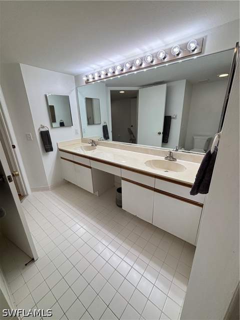2103 Tama Cir 101, Naples FL - photo 15 of 37
