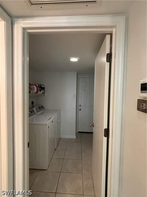 2103 Tama Cir 101, Naples FL - photo 23 of 37