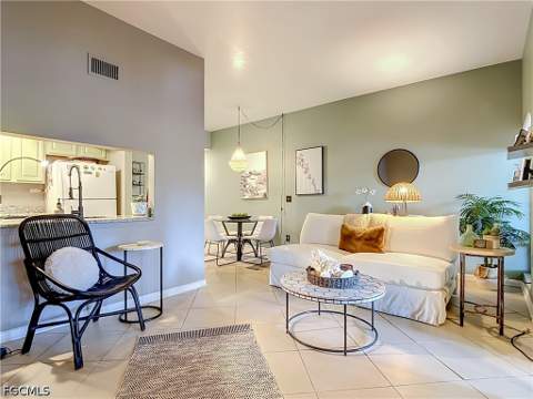 8805 Lateen Ln 103, Fort Myers FL - photo 13 of 49