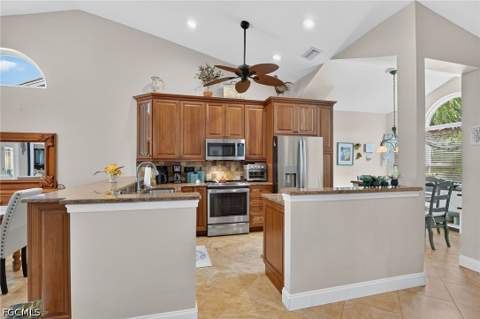 16320 Kelly Woods Dr, Fort Myers FL - photo 14 of 38