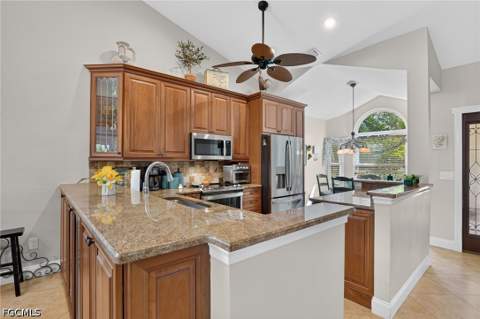 16320 Kelly Woods Dr, Fort Myers FL - photo 15 of 38