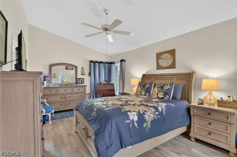 16320 Kelly Woods Dr, Fort Myers FL - photo 22 of 38