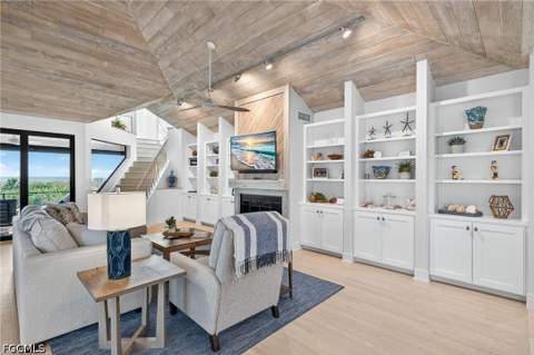 5079 Joewood Dr, Sanibel FL - photo 7 of 46
