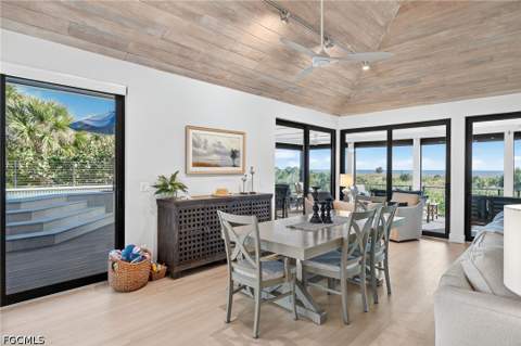 5079 Joewood Dr, Sanibel FL - photo 9 of 46