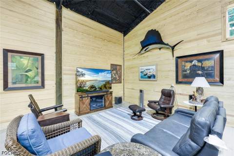 21211 Palm Beach Blvd, Alva FL - photo 12 of 17