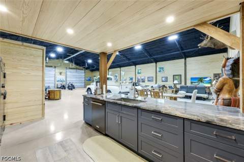 21211 Palm Beach Blvd, Alva FL - photo 14 of 17