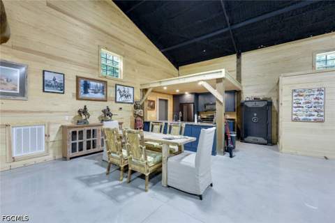 21211 Palm Beach Blvd, Alva FL - photo 16 of 17