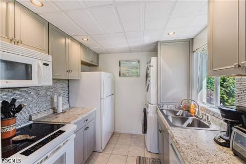 431 Van Buren St B8, Fort Myers FL - photo 15 of 56